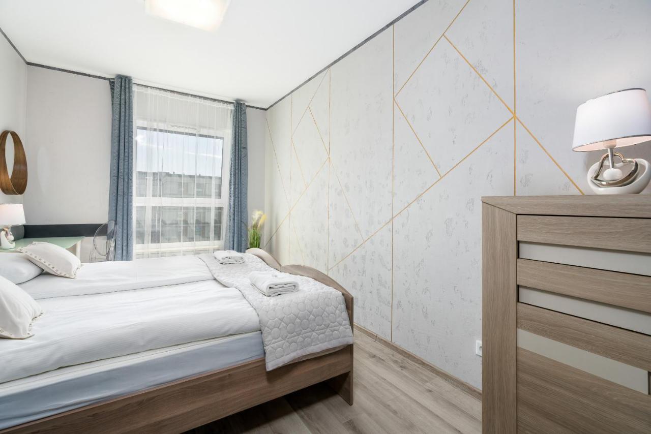 Exclusive Apartments Poznan Bielniki By Renters Екстер'єр фото